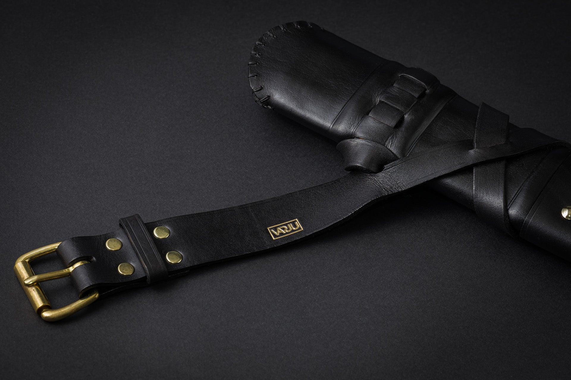 Leather  scabbard sheath (custom made)
